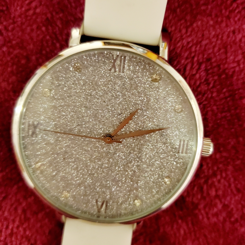 Elegant White and  Silver Women's Watch By SIMONE CHIC. Great For Everyday Wear!